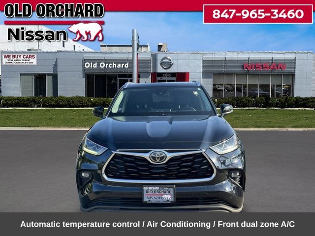 Used 2020 Toyota Highlander Limited AWD/4WD image 2