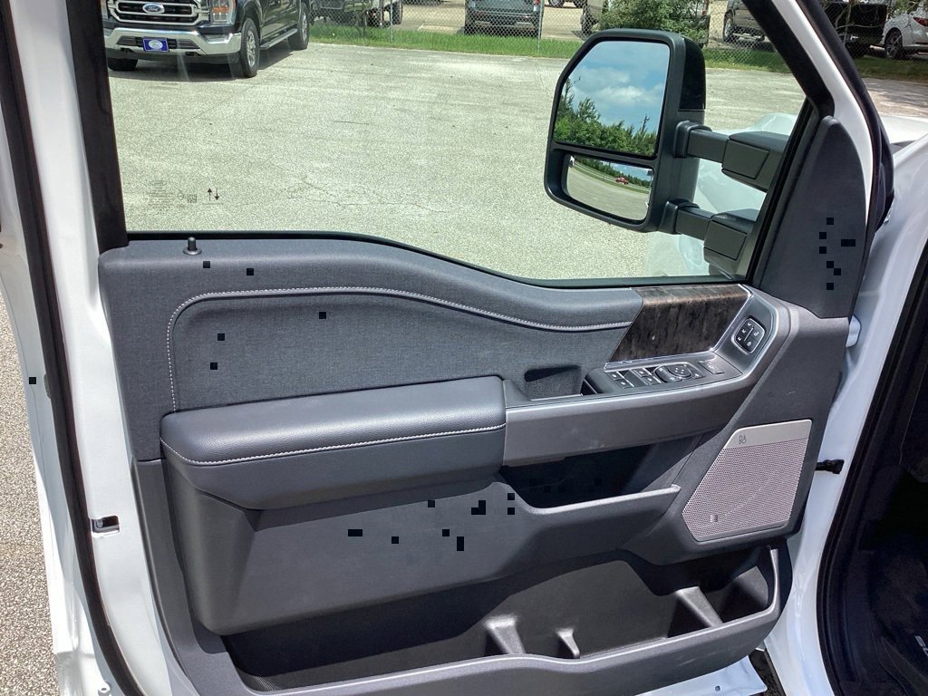 New 2025 Ford F250 Lariat w/ FX4 Off-Road Package image 21