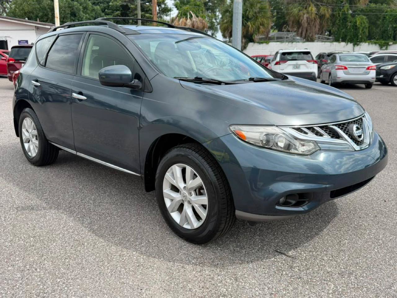 Used 2013 Nissan Murano SL FWD image 2