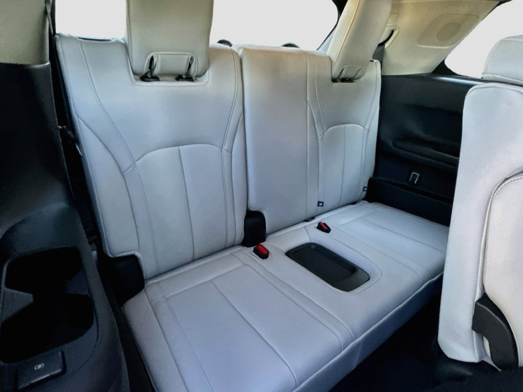 Used 2027 INFINITI QX60 Luxe w/ Cargo Package FWD image 30