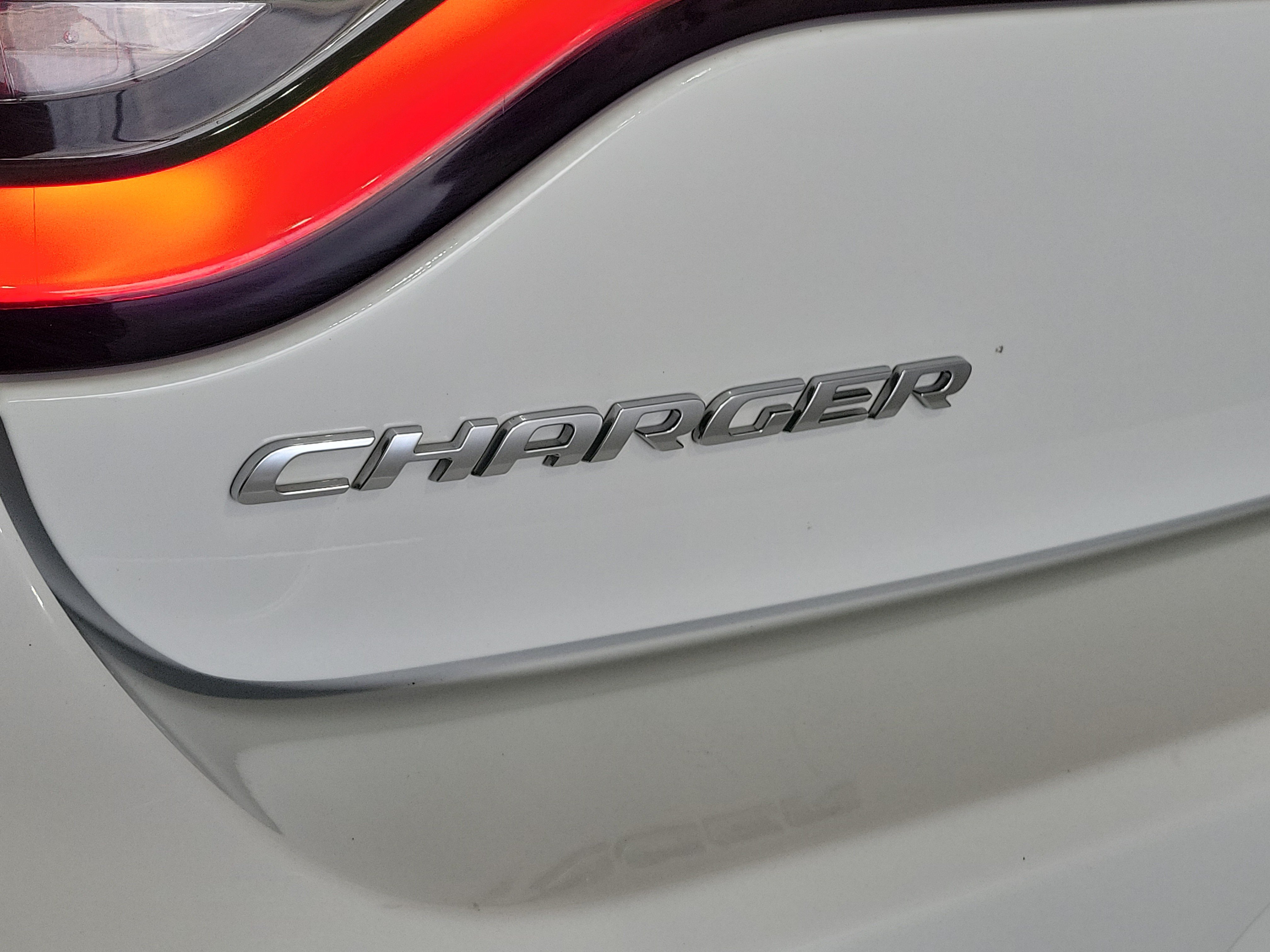 Used 2023 Dodge Charger SXT RWD image 6
