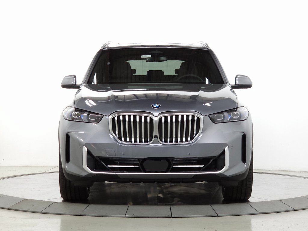 Used 2026 BMW X5 xDrive40i w/ Climate Comfort Package AWD/4WD image 2