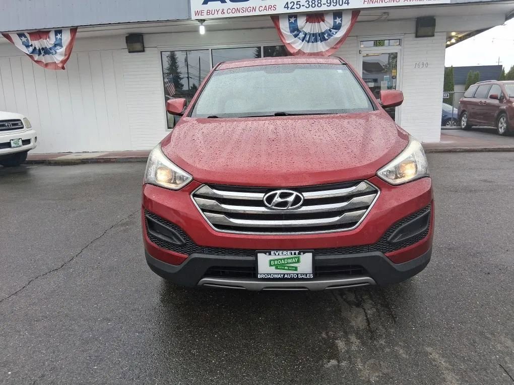 Used 2013 Hyundai Santa Fe Sport FWD image 2