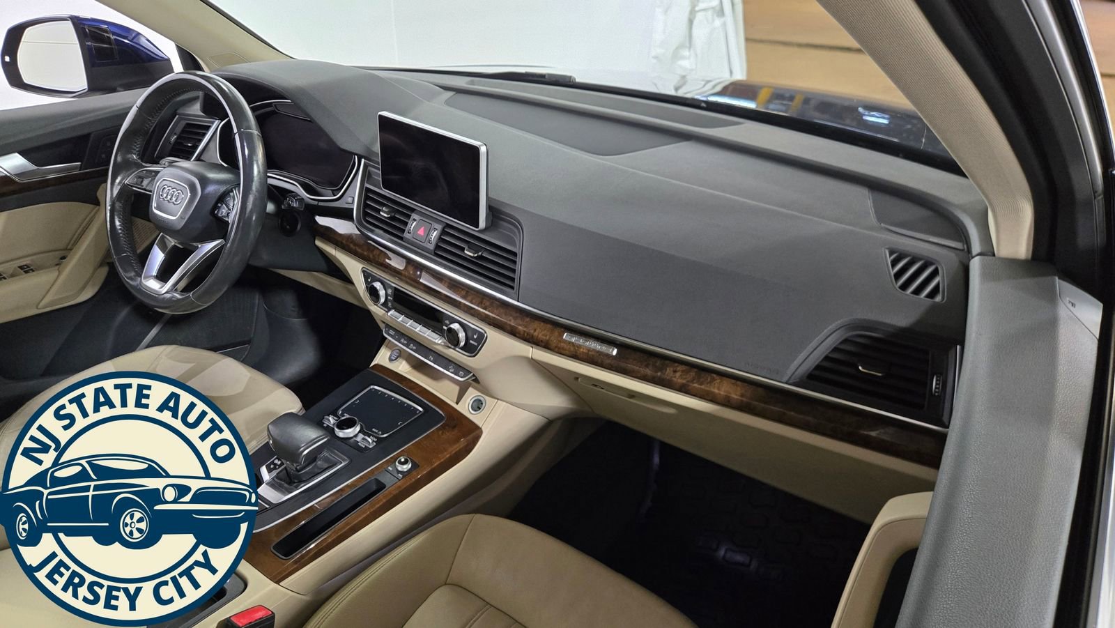 Used 2018 Audi Q5 2.0T Premium Plus w/ Premium Plus Package image 36