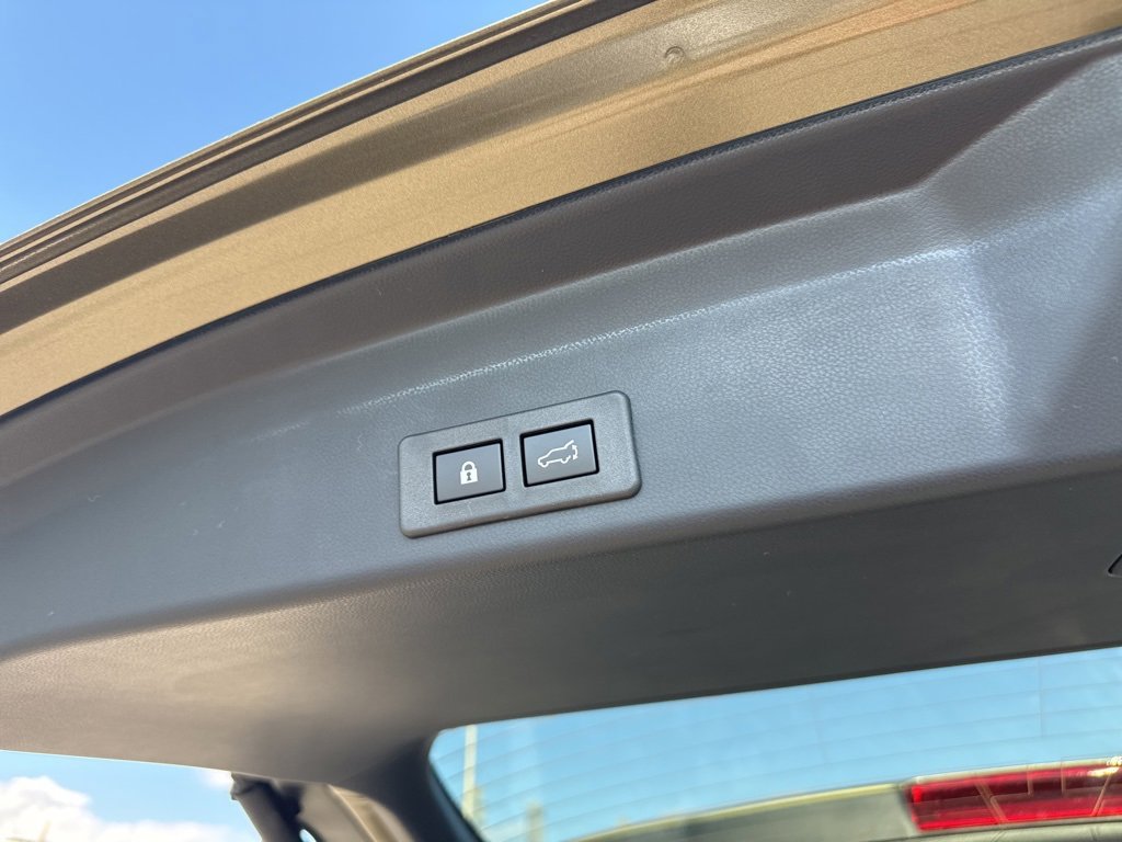 New 2025 Subaru Ascent Limited image 34