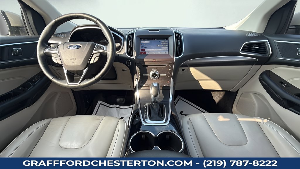 Used 2017 Ford Edge Titanium FWD image 29