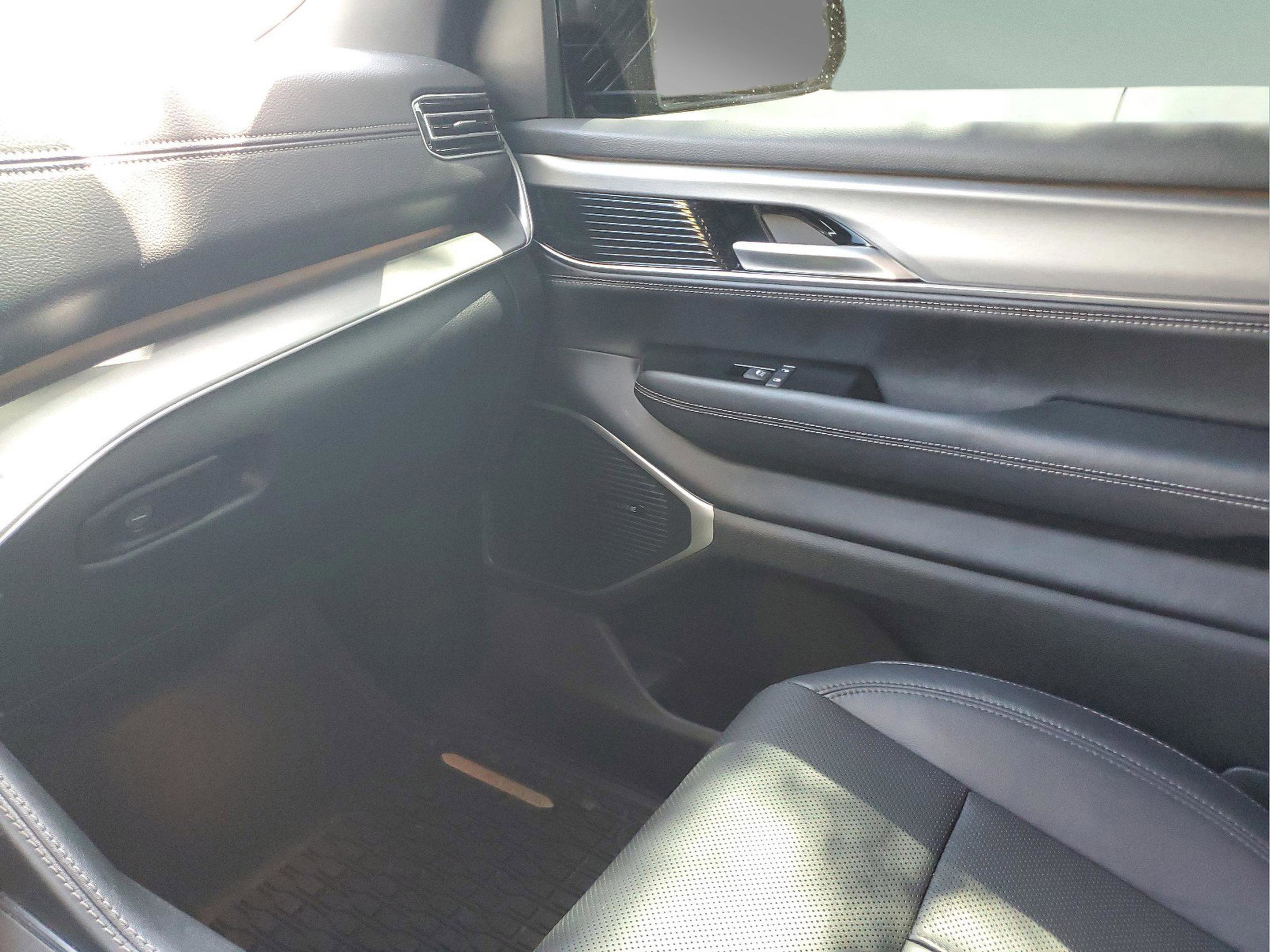 Used 2024 Jeep Wagoneer Series II image 22