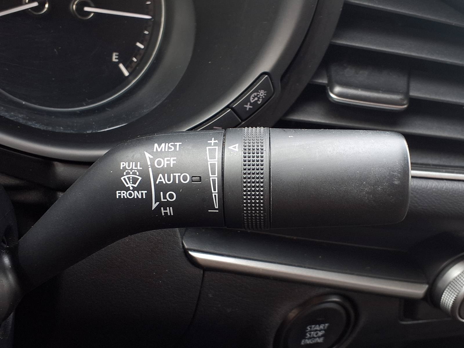 Used 2024 MAZDA MAZDA3 s FWD image 17
