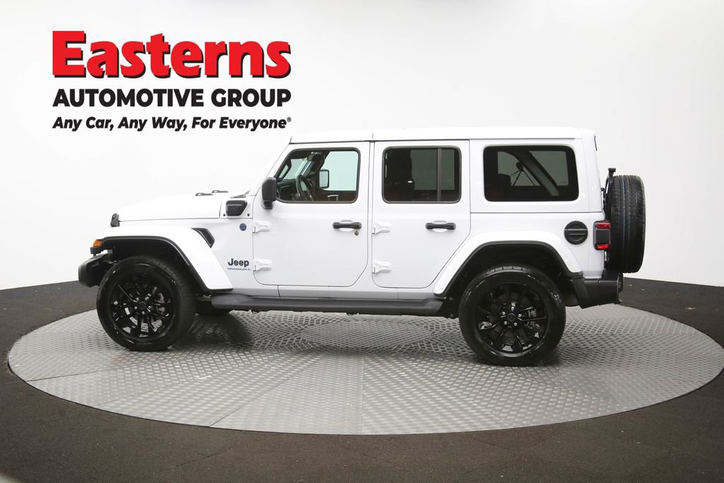Used 2025 Jeep Wrangler Unlimited Sahara image 60