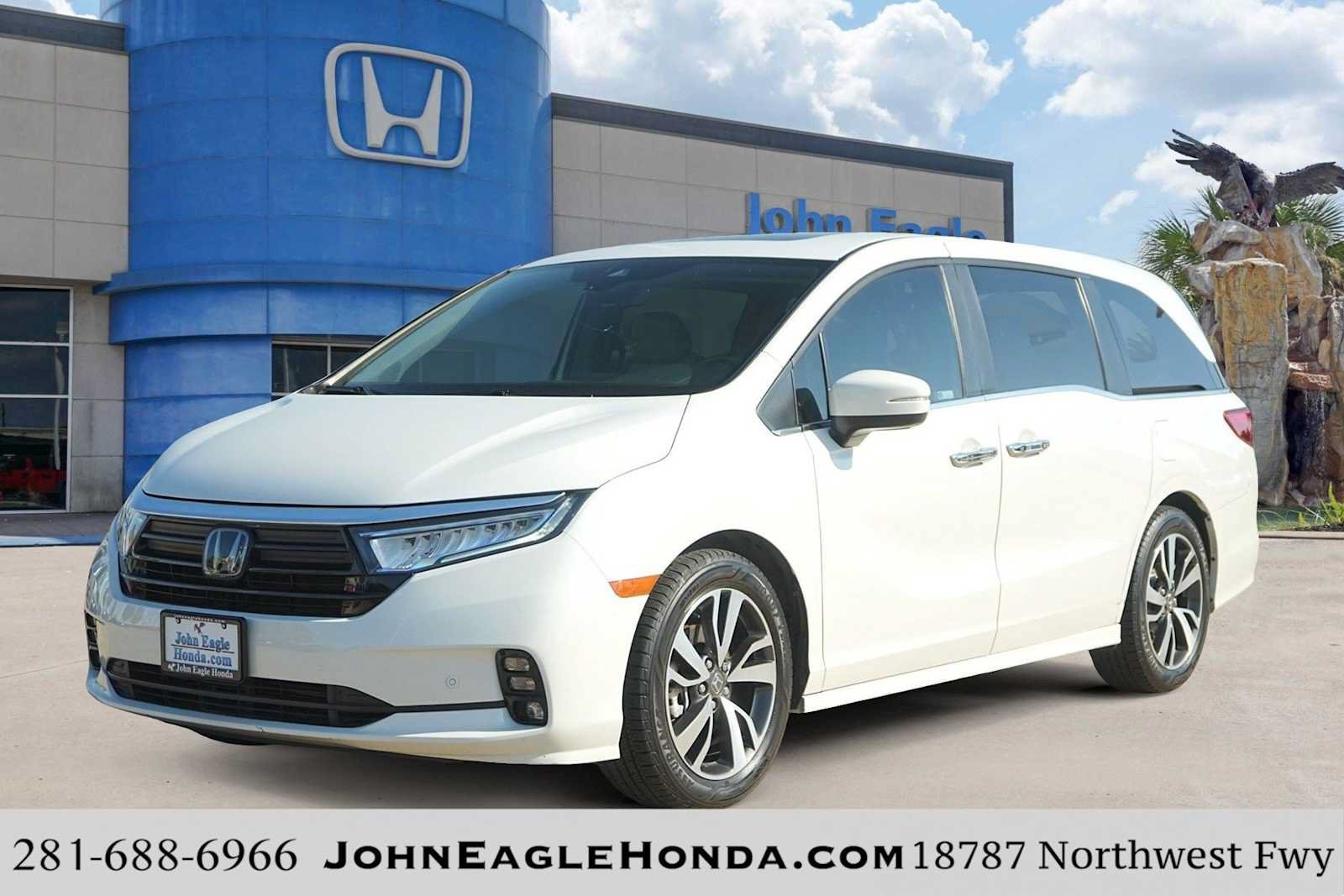Used 2023 Honda Odyssey Touring image 1
