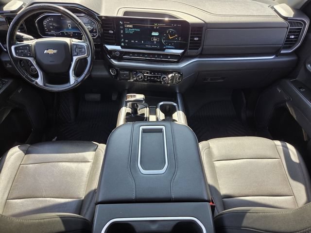 Used 2022 Chevrolet Silverado 1500 LTZ w/ LTZ Premium Package AWD/4WD image 12
