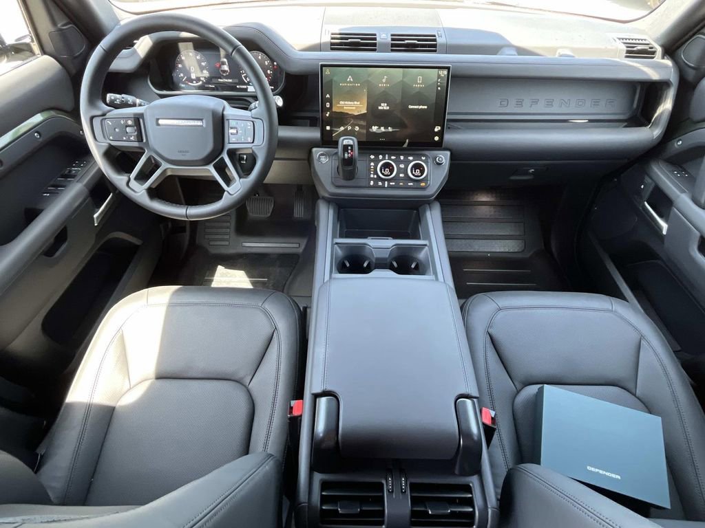 New 2026 Land Rover Defender 110 X-Dynamic SE AWD/4WD image 9