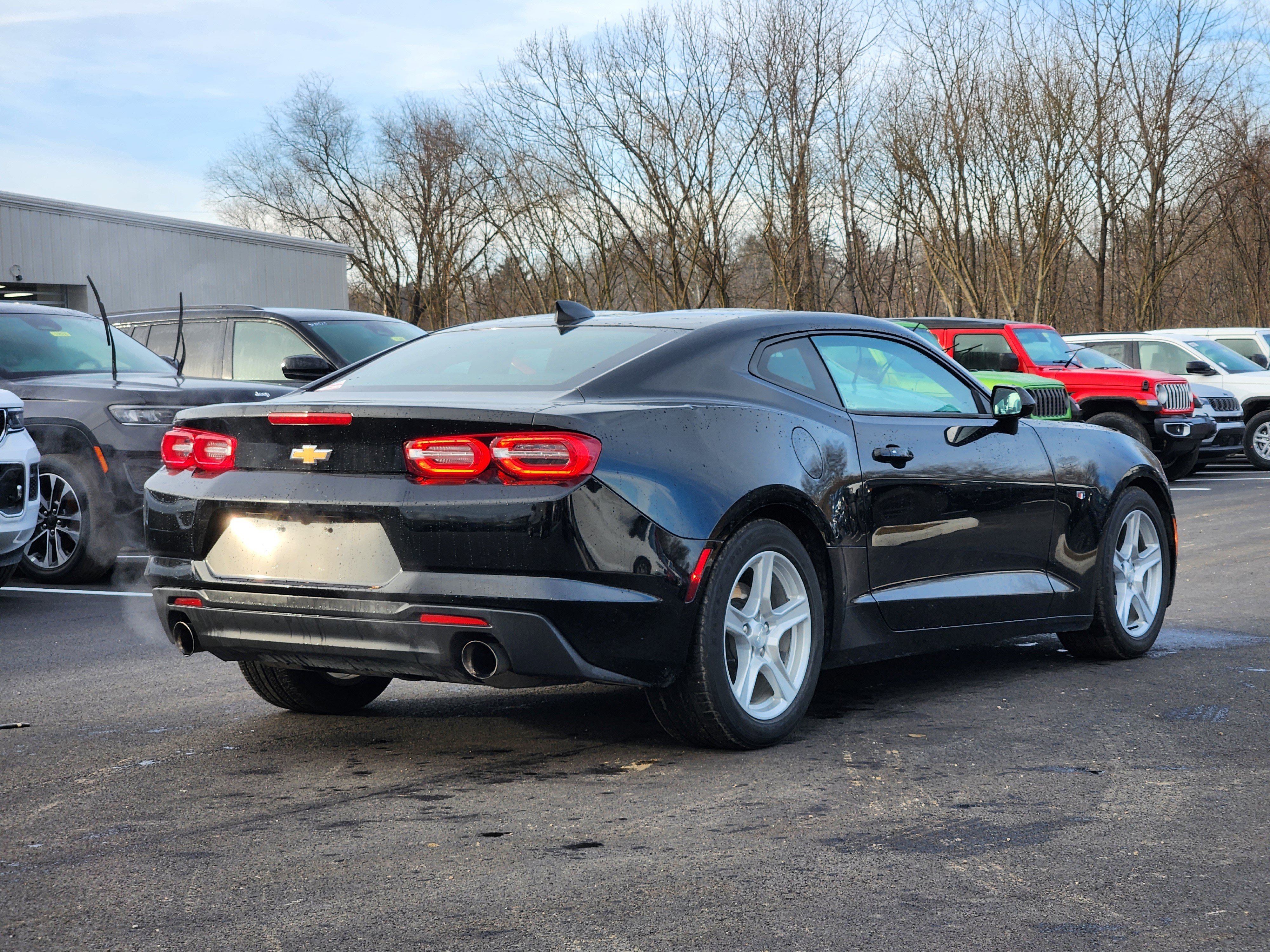 Used 2023 Chevrolet Camaro LT image 14