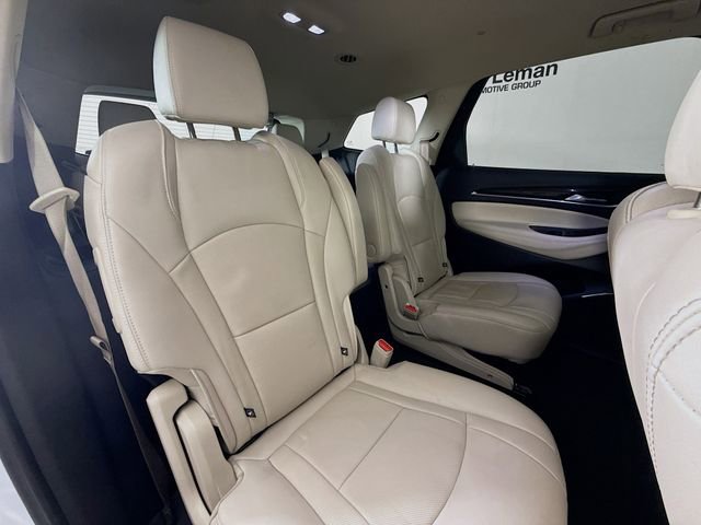 Used 2024 Buick Enclave Essence image 29