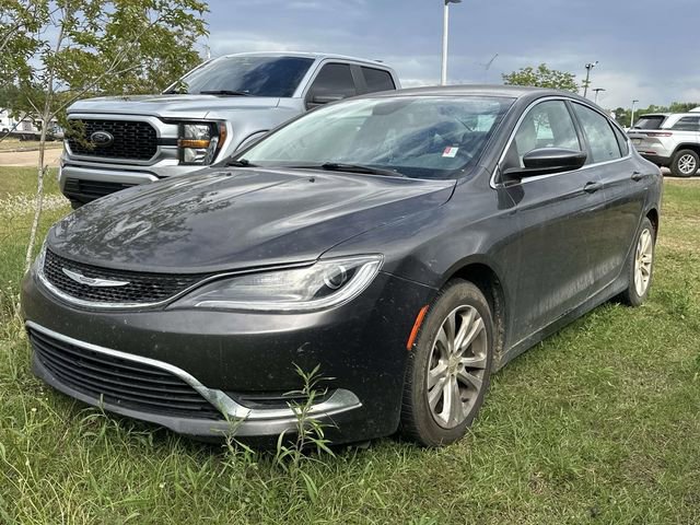 Used 2017 Chrysler 200 Limited Platinum w/ Comfort & Convenience Group FWD image 9