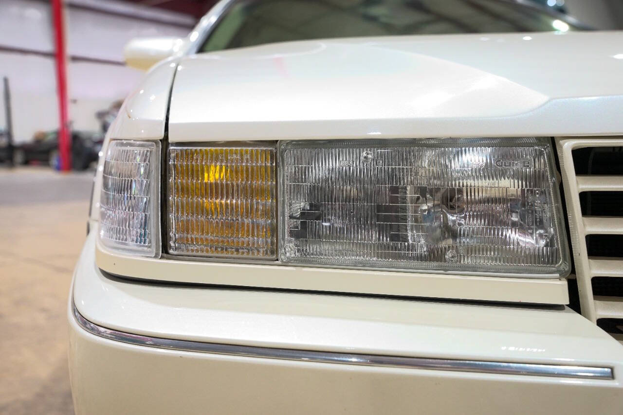 Used 1996 Cadillac Seville STS FWD image 29