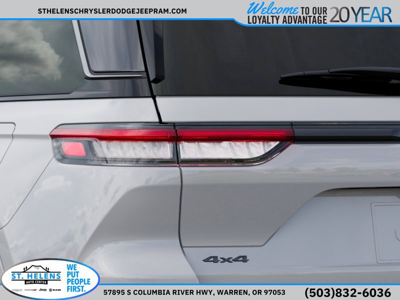 New 2026 Jeep Grand Cherokee Summit w/ Obsidian Package AWD/4WD image 12
