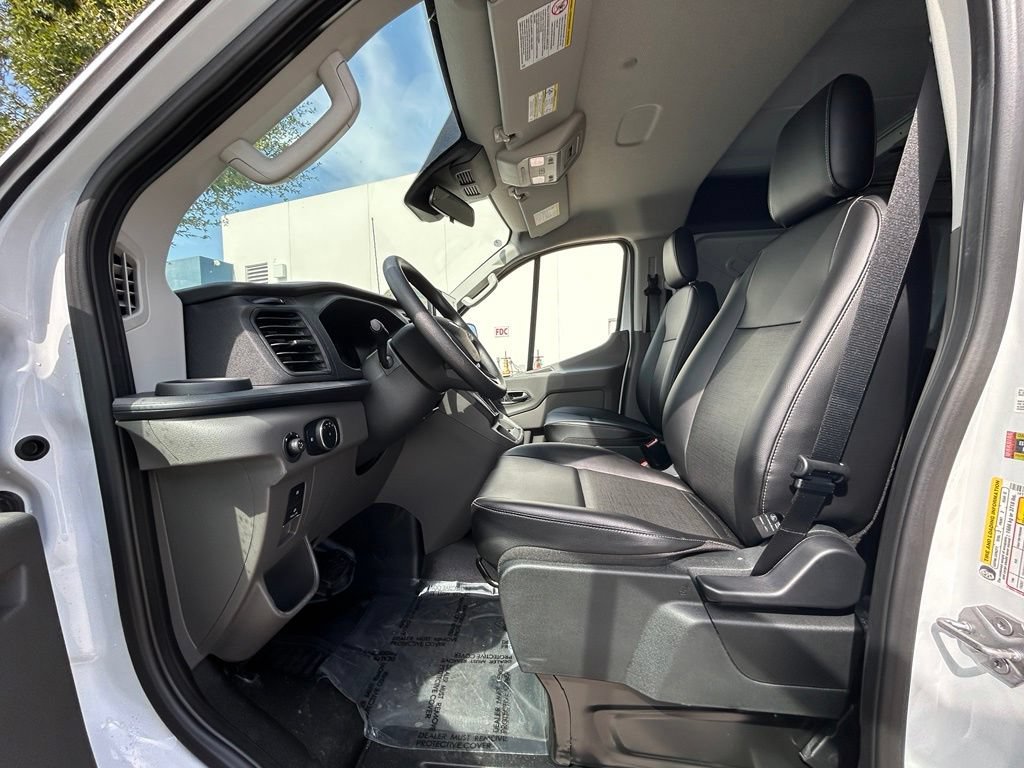 New 2026 Ford Transit 150 Low Roof w/ Load Area Protection Package RWD image 10
