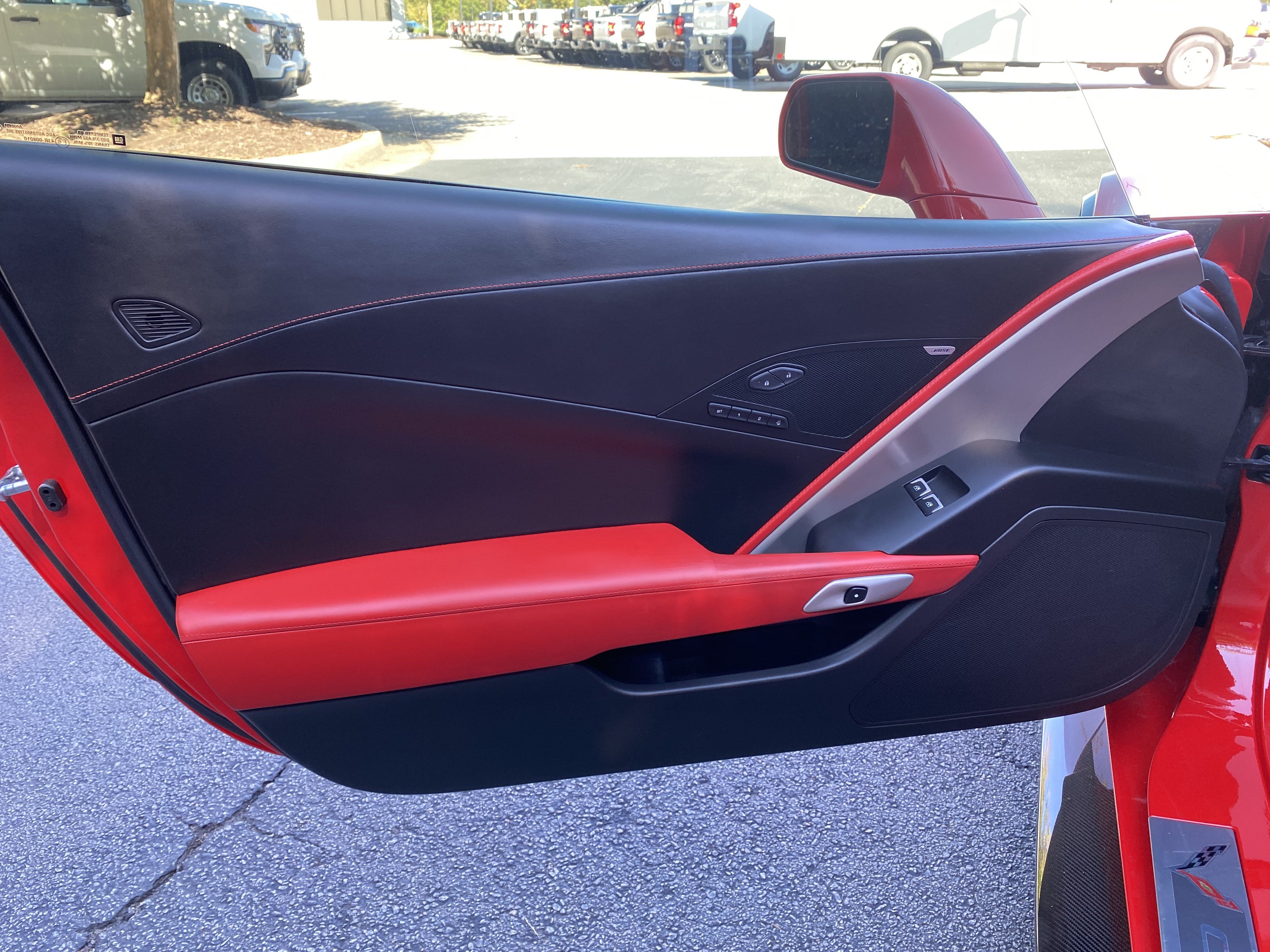 Used 2015 Chevrolet Corvette Z06 w/ 3LZ Preferred Equipment Group RWD image 14