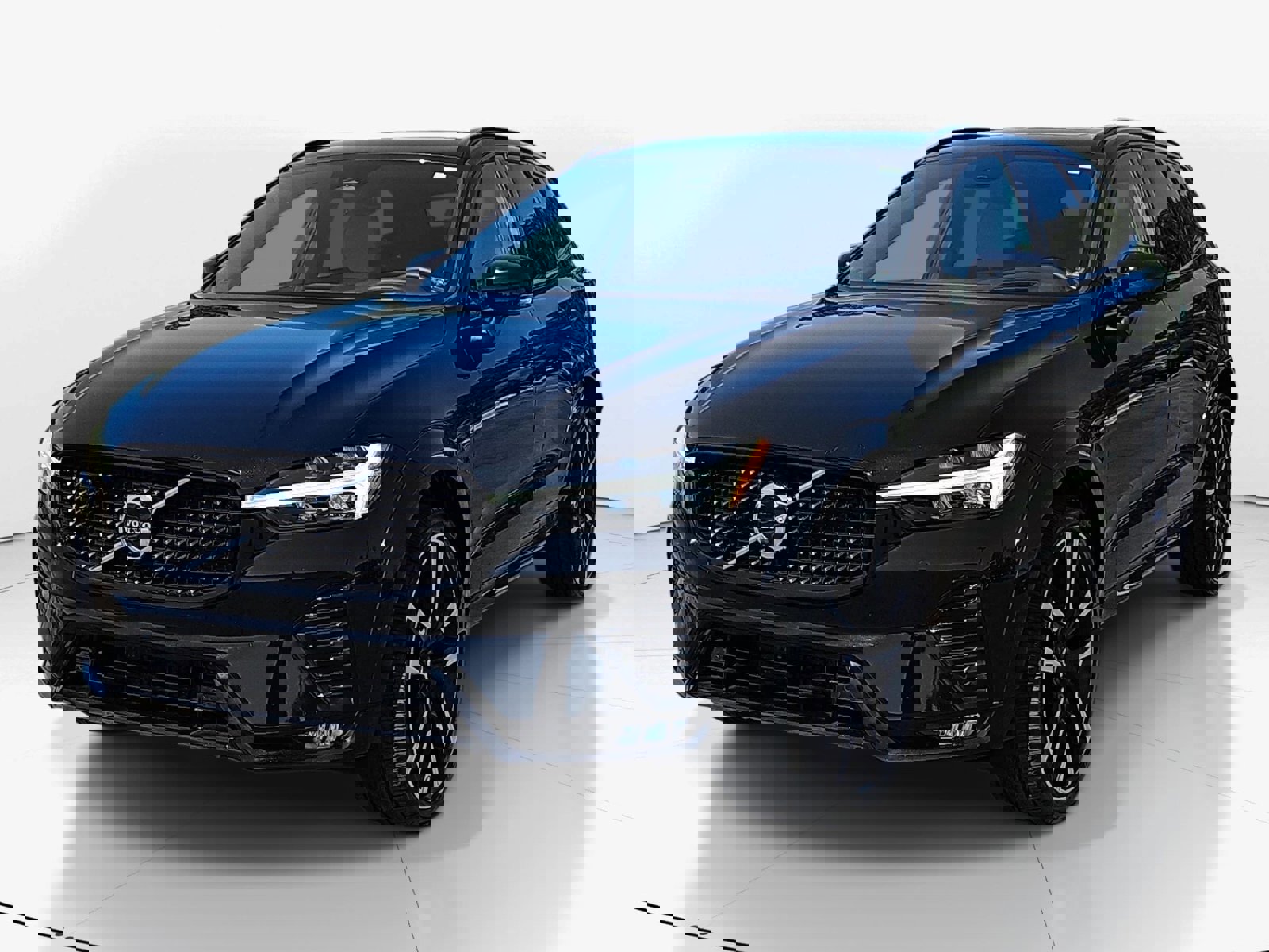 Used 2023 Volvo XC60 B5 Ultimate w/ Protection Package Premier FWD image 7