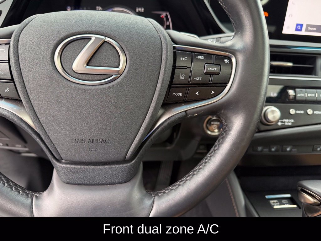 Certified 2023 Lexus ES 300h w/ Premium Package FWD image 13