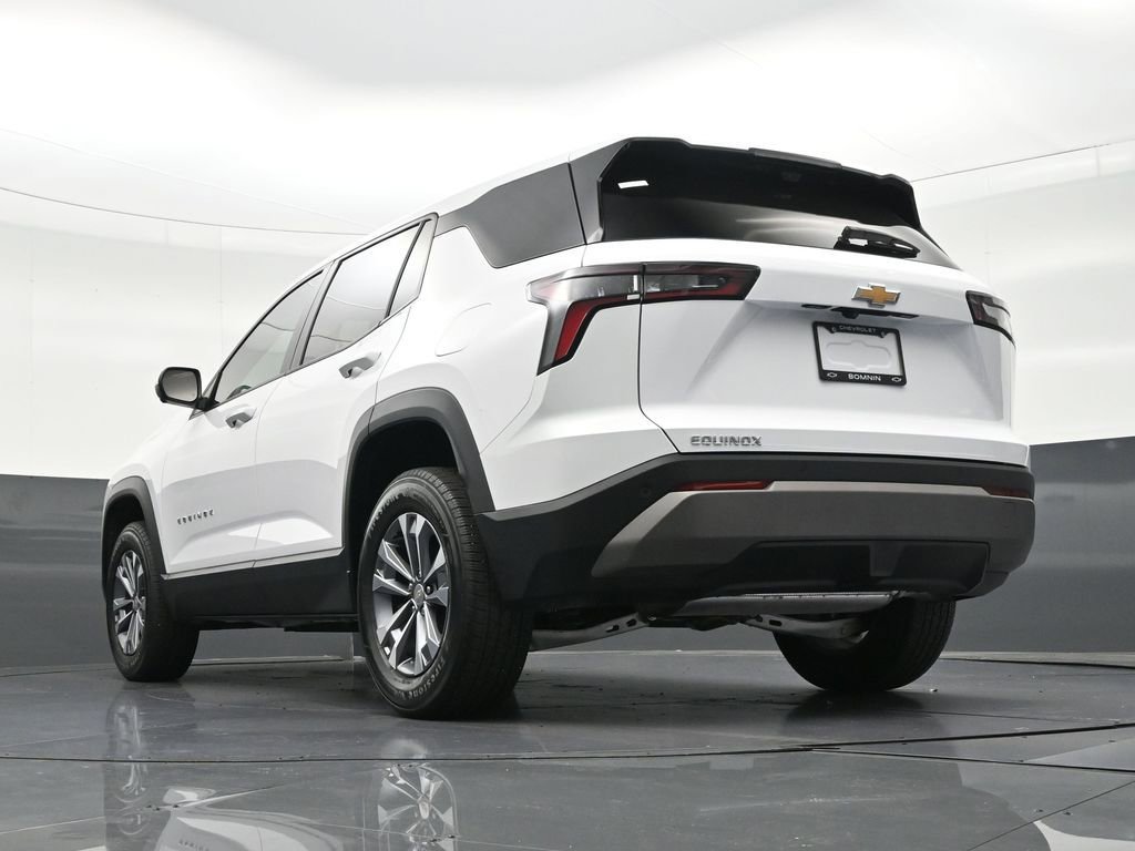 Used 2026 Chevrolet Equinox LT w/ Safety and Technology Package image 25