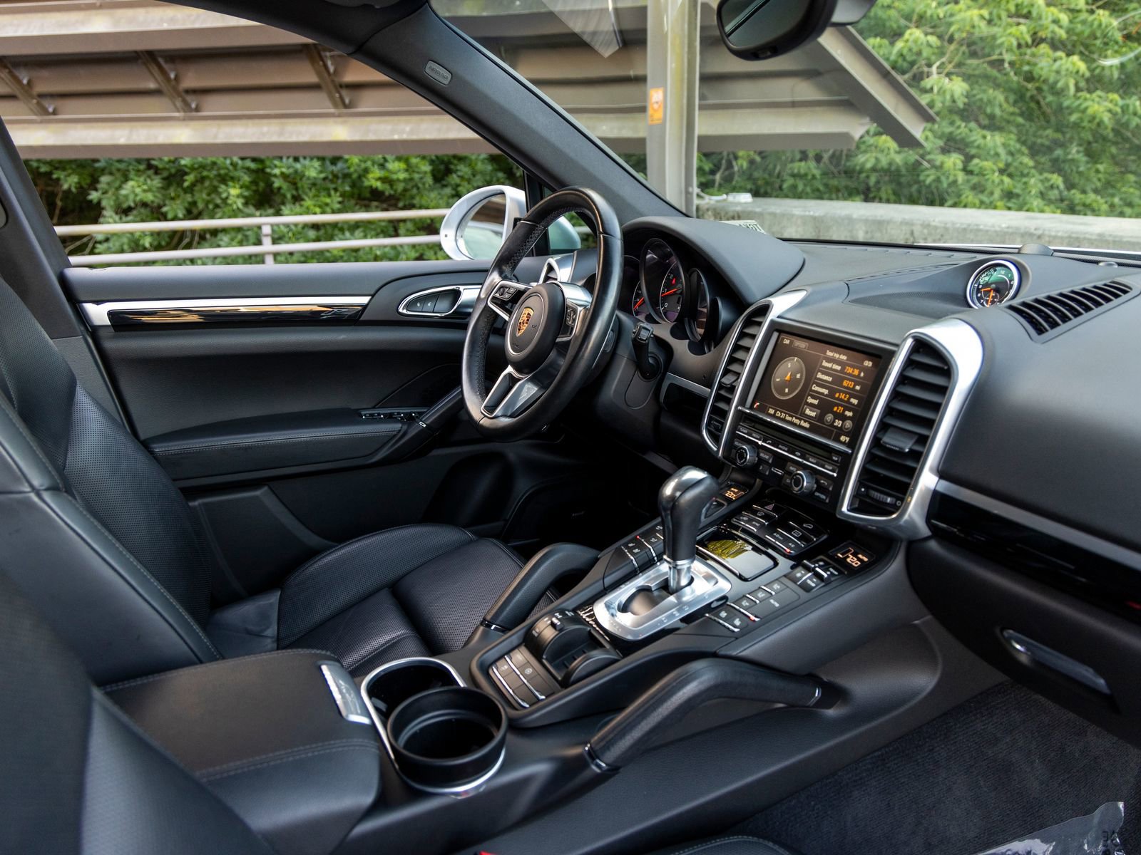 Used 2016 Porsche Cayenne image 55