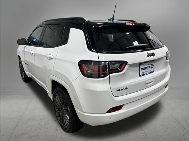 Used 2023 Jeep Compass High Altitude AWD/4WD image 3