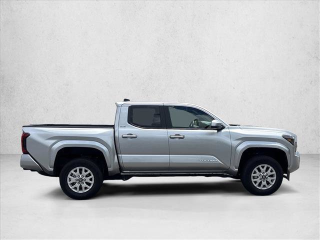 Certified 2026 Toyota Tacoma SR5 AWD/4WD image 4