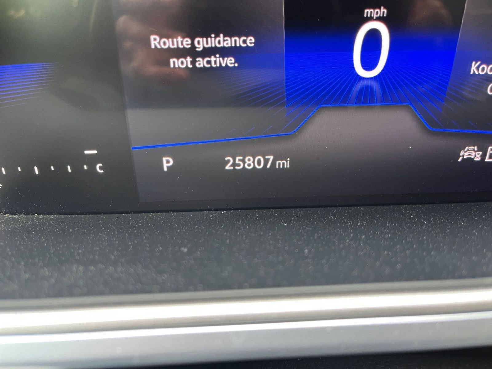 Used 2025 Volkswagen Taos SE image 41