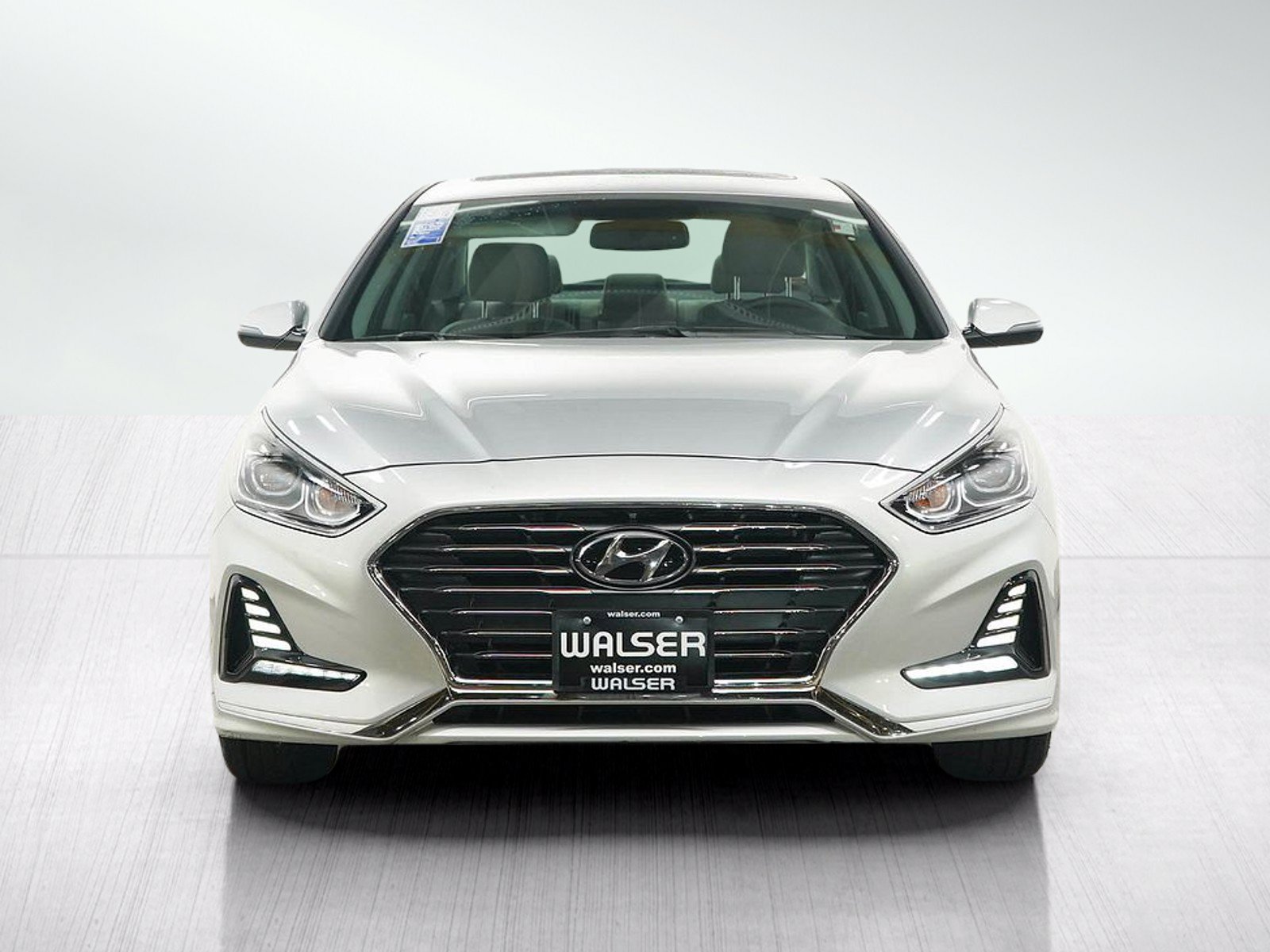 Used 2018 Hyundai Sonata Limited w/ Cargo Package FWD image 8