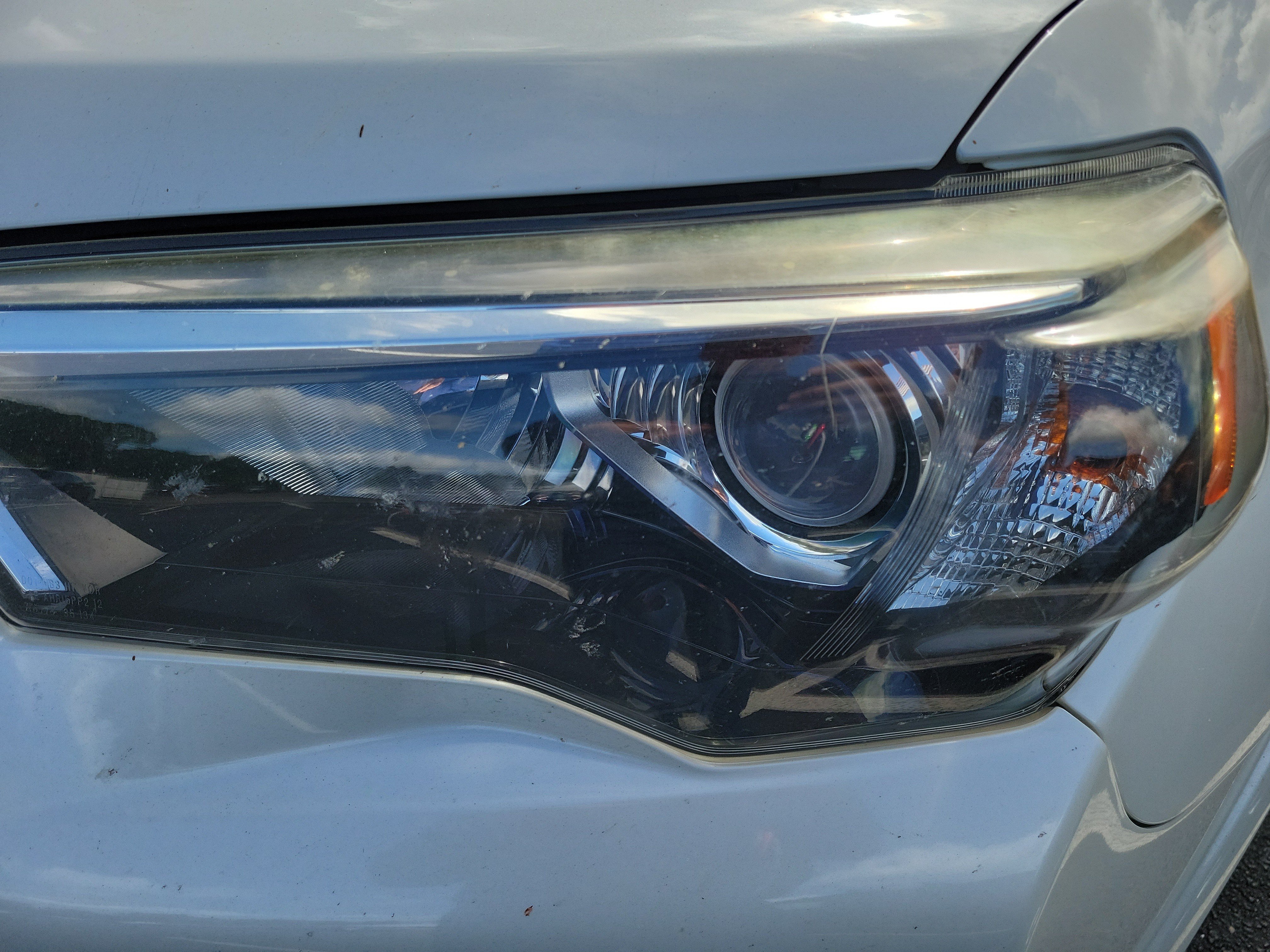 Used 2017 Toyota 4Runner Limited AWD/4WD image 4