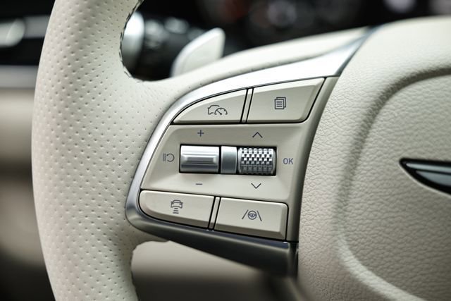 New 2026 Genesis G70 2.5T Prestige image 31