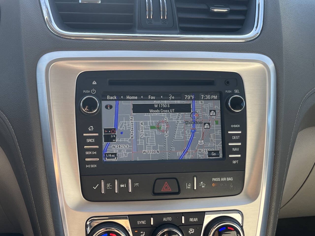 Used 2016 GMC Acadia SLT AWD/4WD image 13