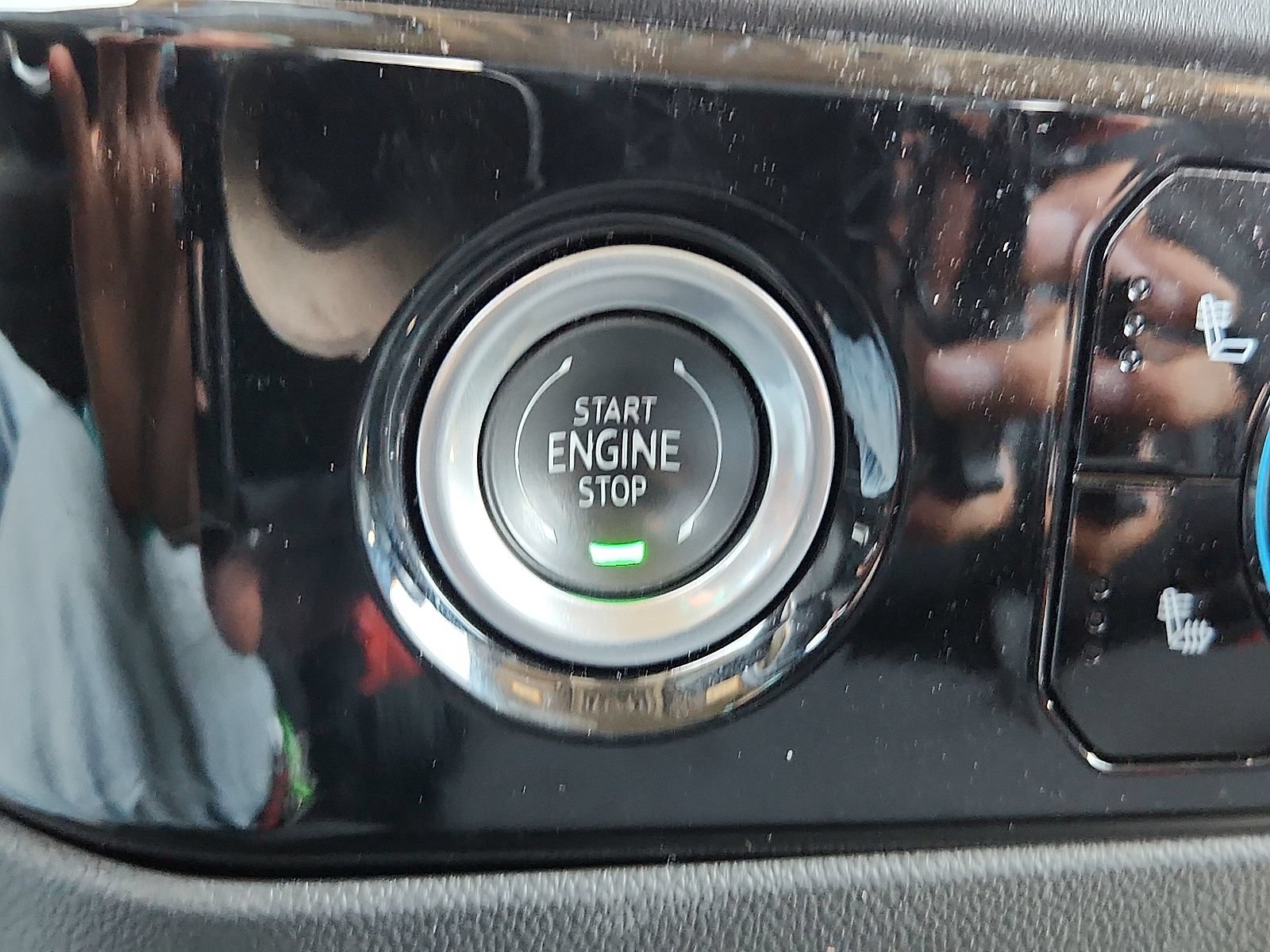 Used 2024 GMC Sierra 1500 Elevation AWD/4WD image 13