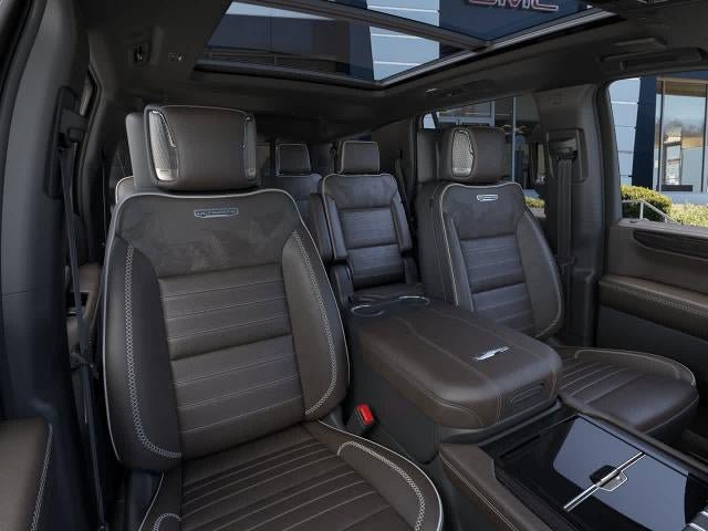 New 2026 GMC Yukon Denali Ultimate AWD/4WD image 16