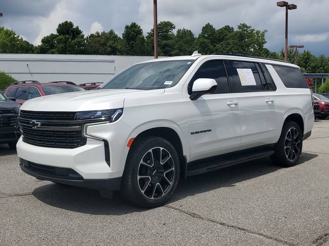 Used 2021 Chevrolet Suburban RST AWD/4WD image 3