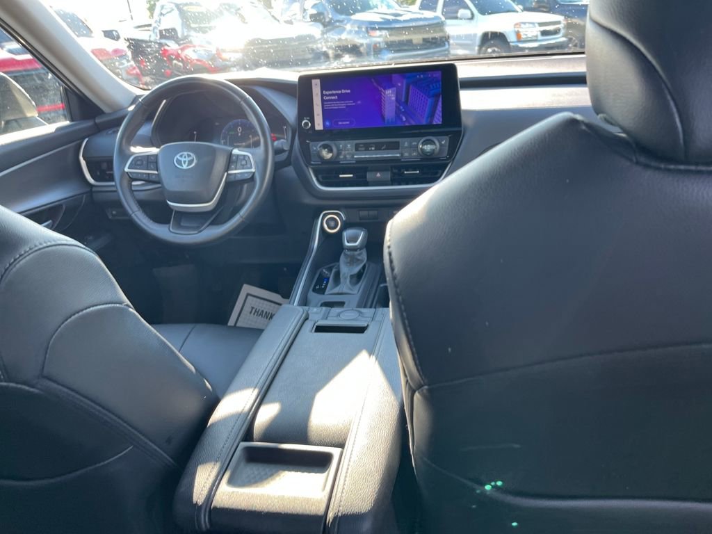 Used 2024 Toyota Grand Highlander XLE image 29