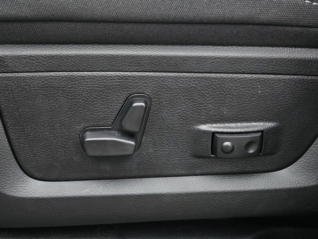 New 2026 RAM 2500 Big Horn image 30