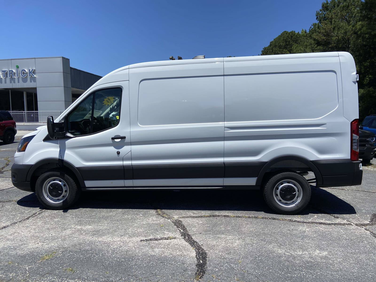New 2026 Ford Transit 250 148 Medium Roof RWD image 6