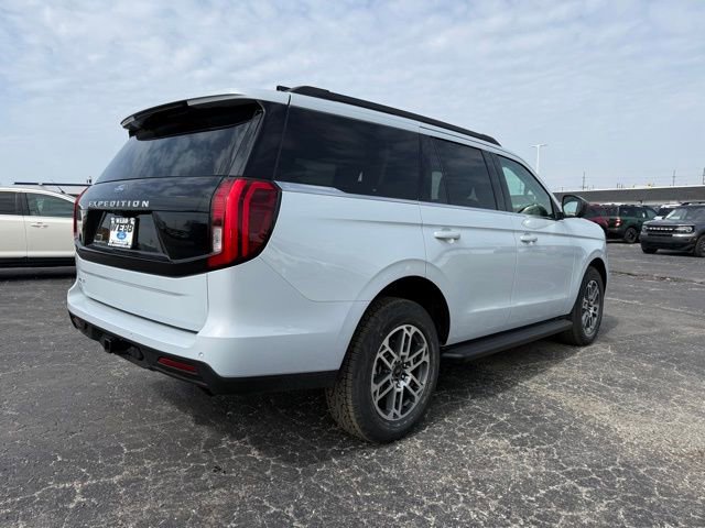 New 2026 Ford Expedition Active AWD/4WD image 9