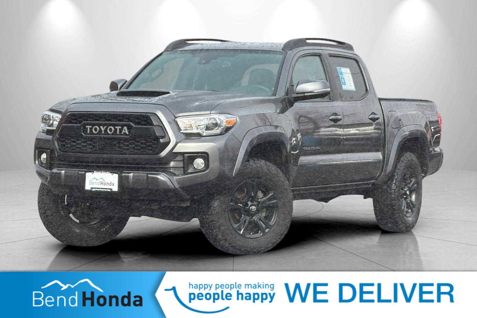 Used 2019 Toyota Tacoma TRD Sport image 1
