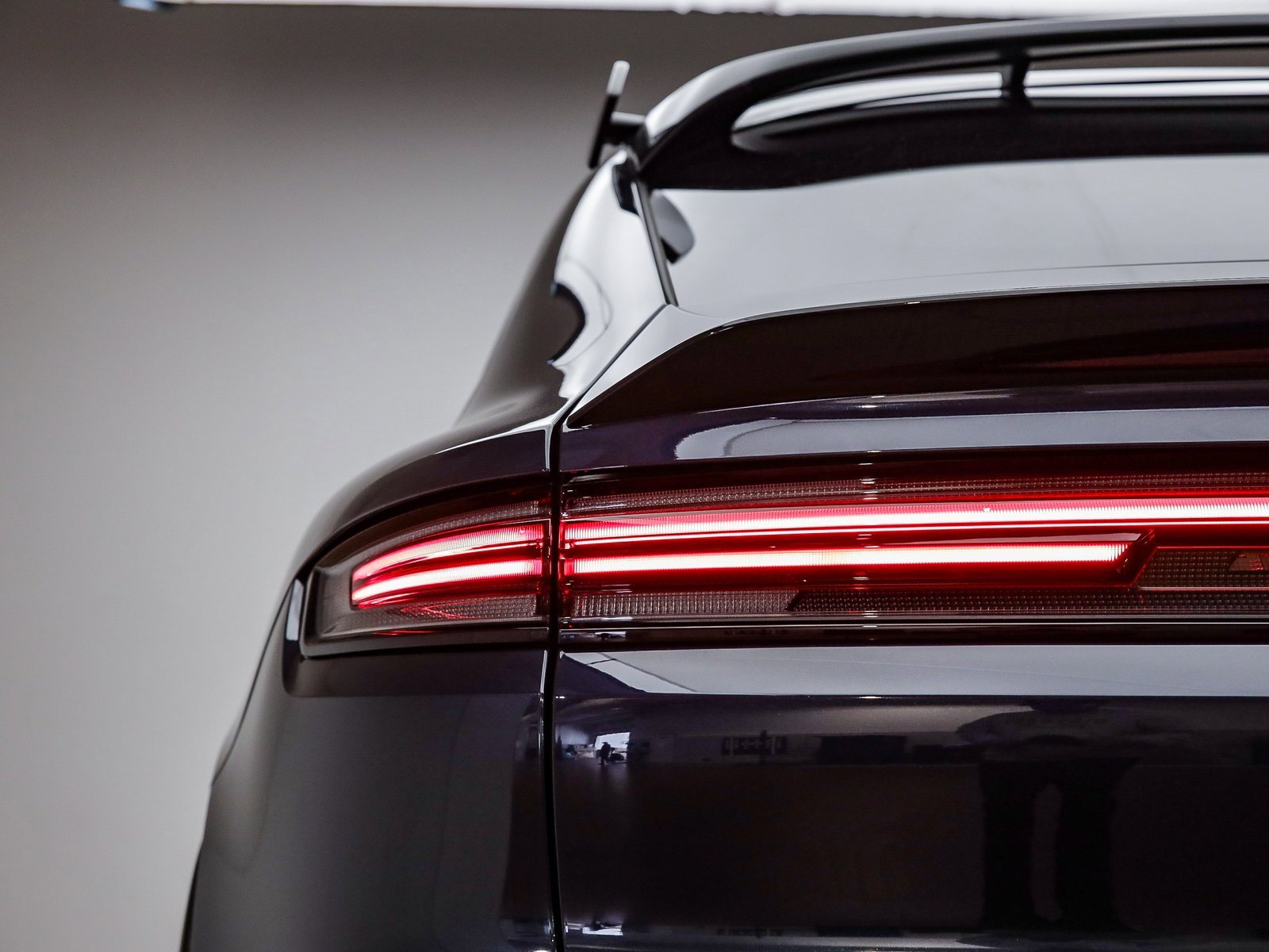 Used 2024 Porsche Cayenne Turbo GT image 8