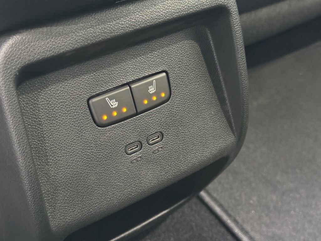 New 2026 Chevrolet Equinox EV RS image 9