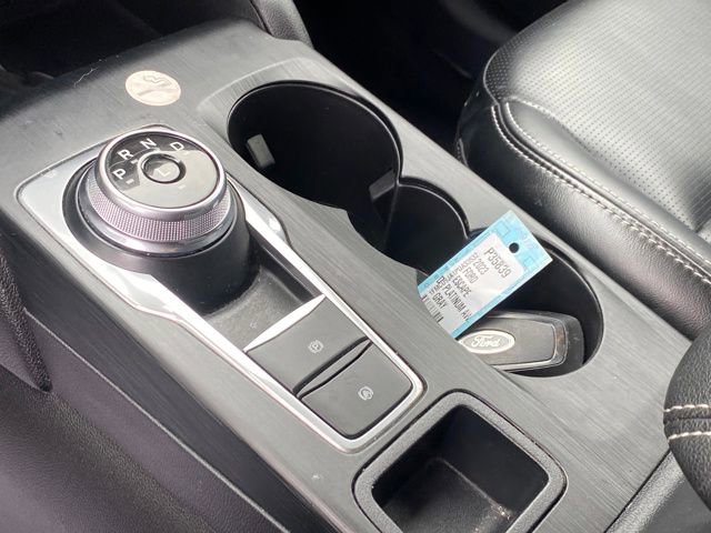 Used 2023 Ford Escape Platinum AWD/4WD image 11