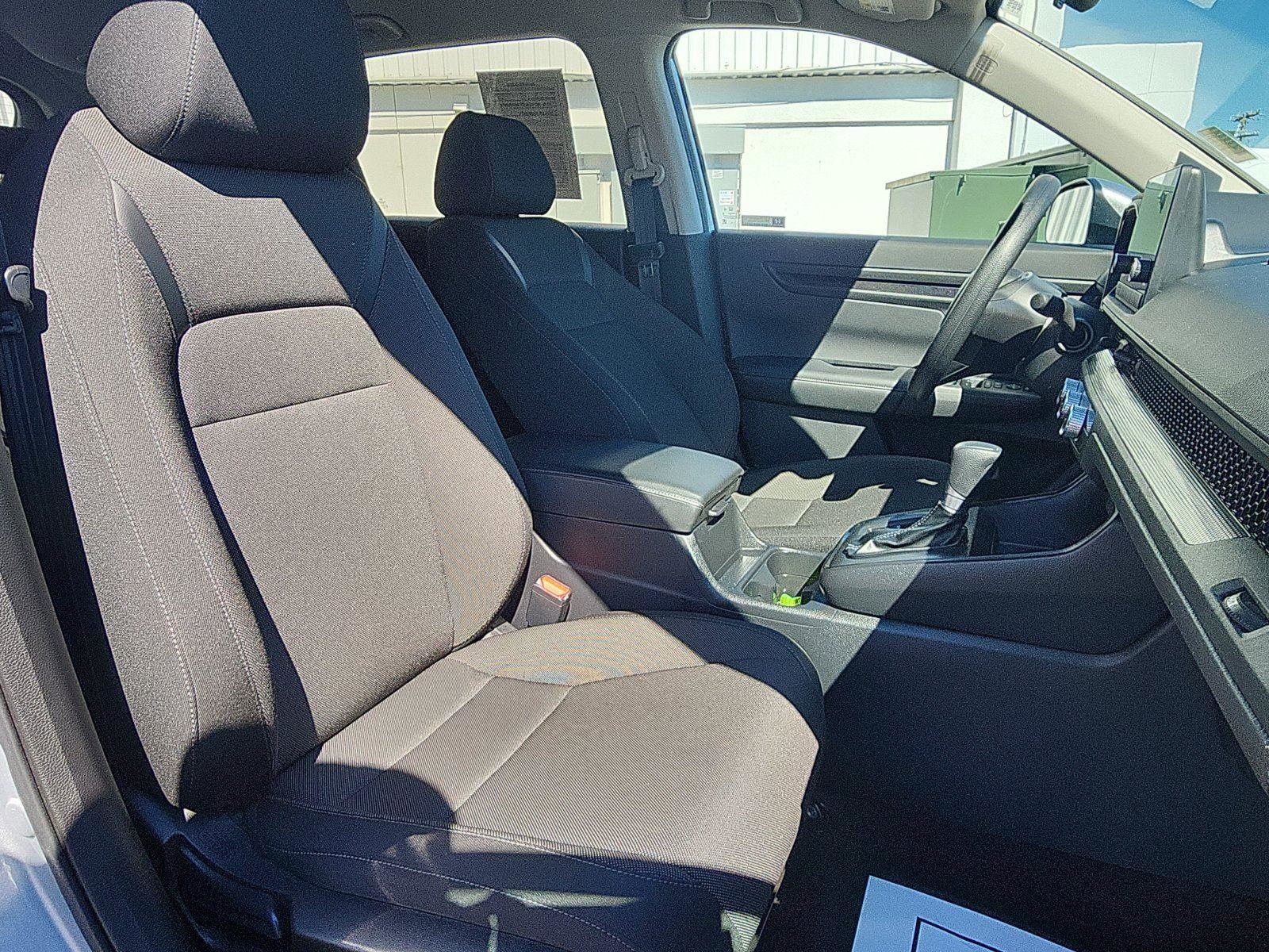 Used 2025 Honda CR-V LX image 23