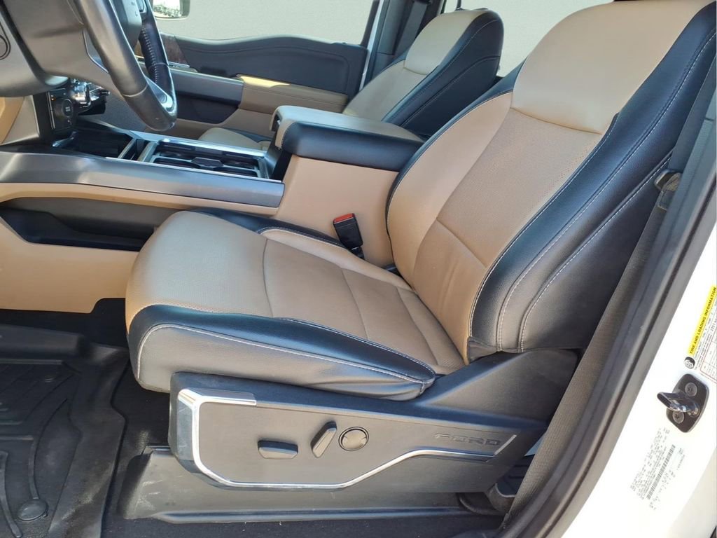Used 2024 Ford F450 Lariat w/ FX4 Off-Road Package image 13