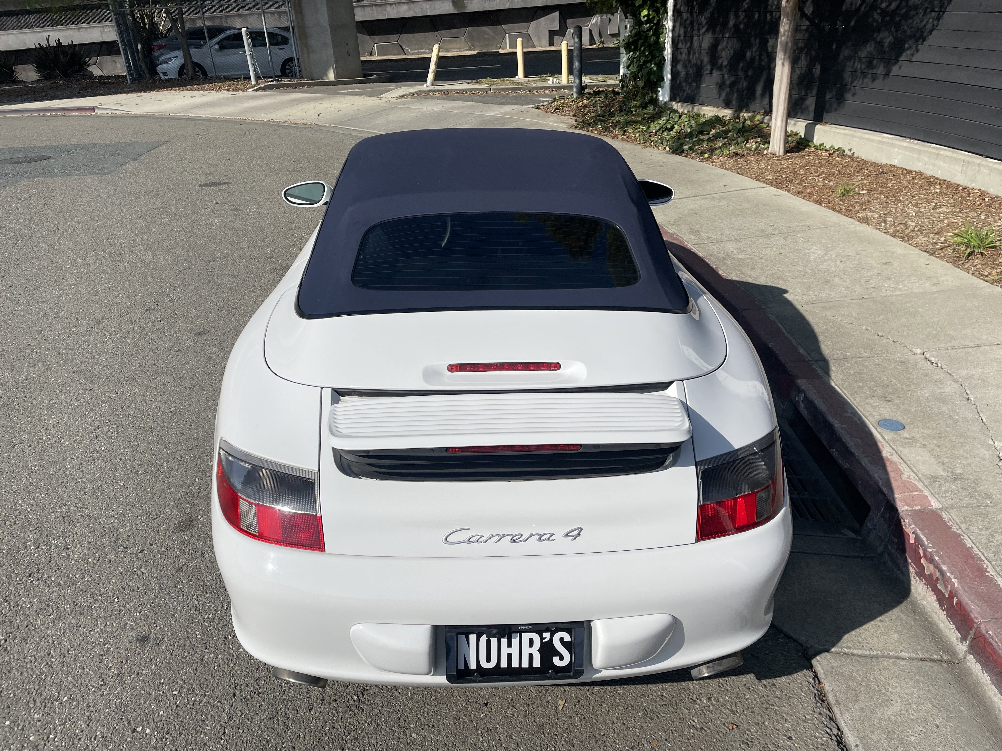 Used 2003 Porsche 911 Carrera 4 image 14