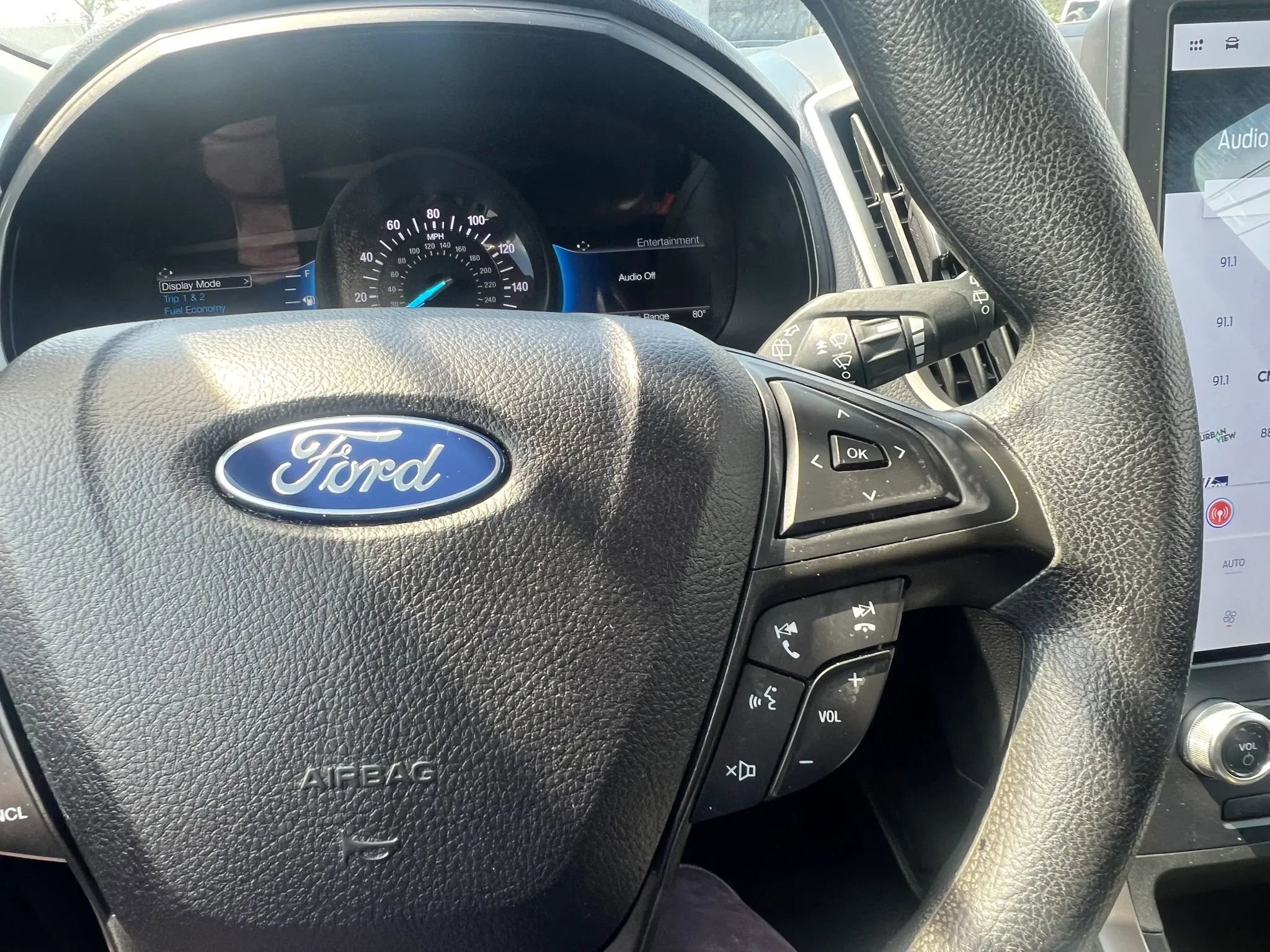 Used 2023 Ford Edge SE AWD/4WD image 21