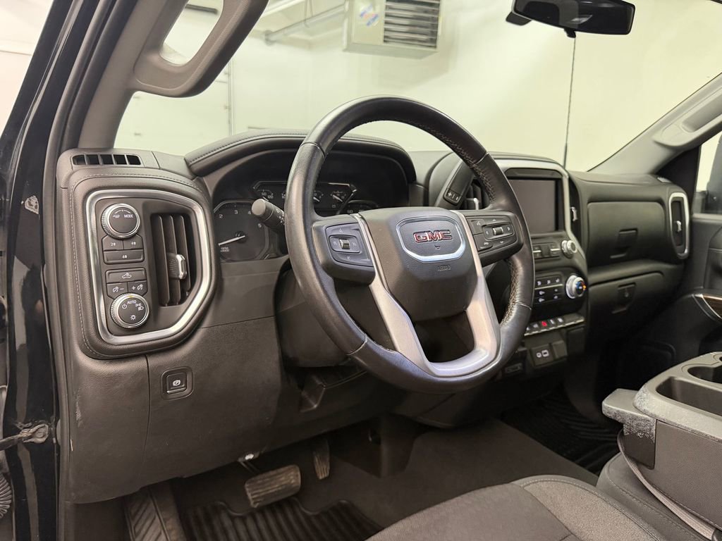 Used 2021 GMC Sierra 2500 SLE w/ Gooseneck/5TH Wheel Package AWD/4WD image 4